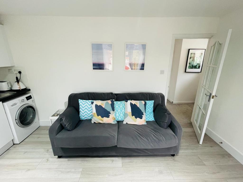 Enfield Chase Apartment Экстерьер фото
