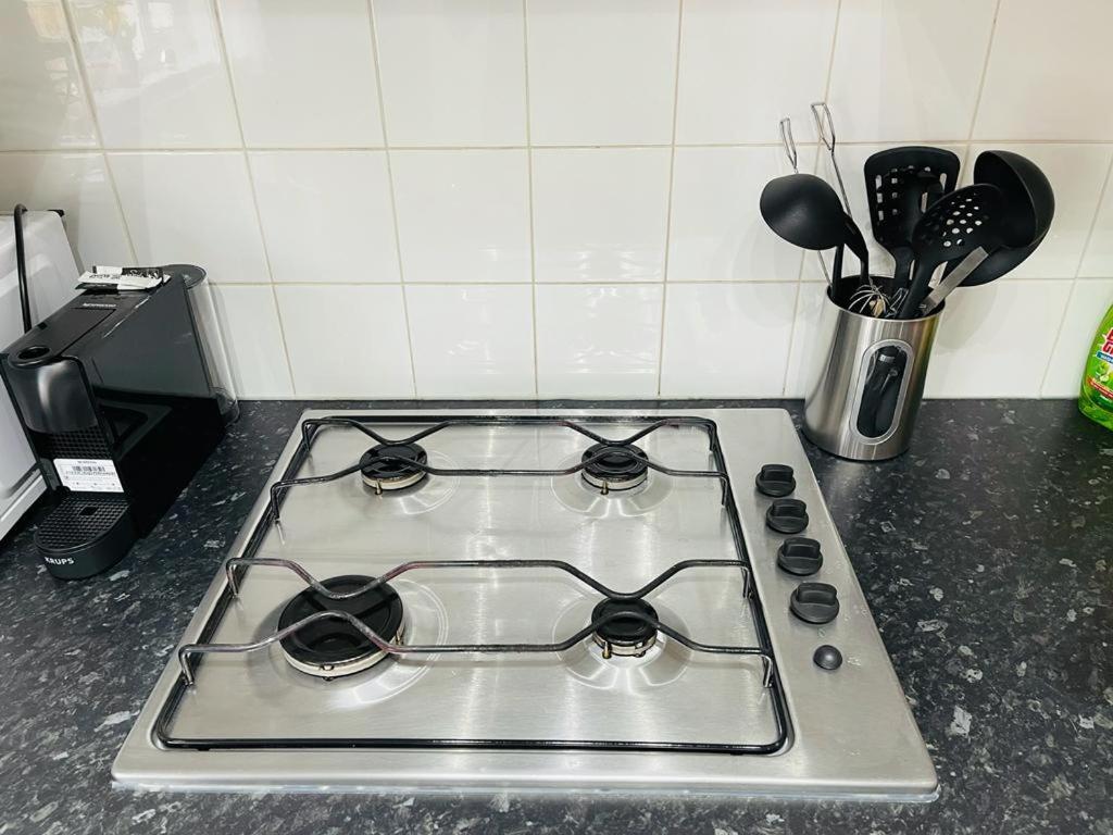 Enfield Chase Apartment Экстерьер фото